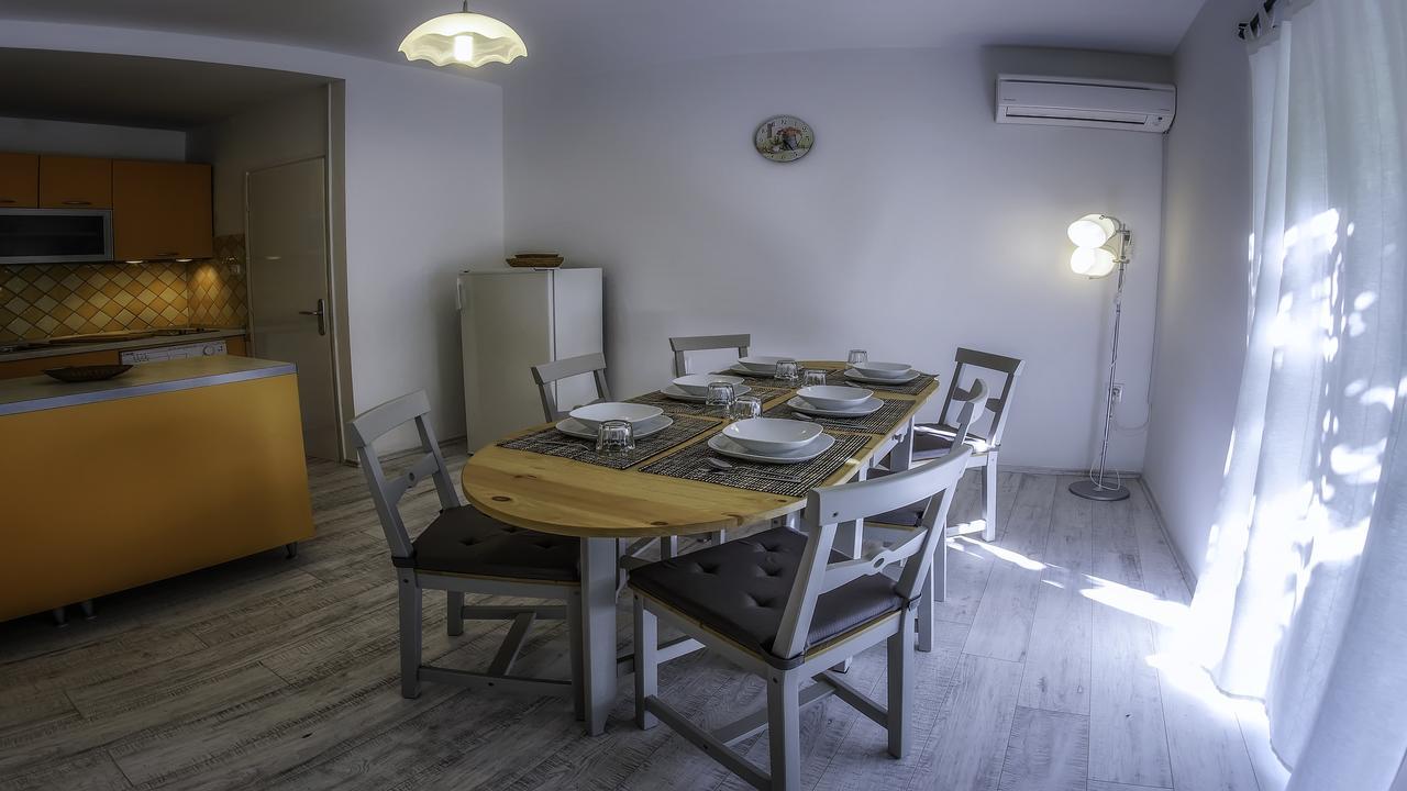Braut Apartment Đảo Krk Ngoại thất bức ảnh